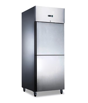 Reach In Refrigerators-2 door 680TNM