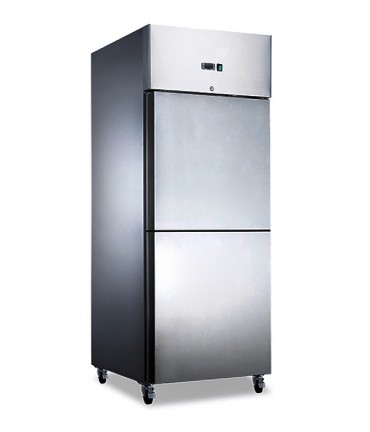 Reach In Refrigerators-2 door 680TNM